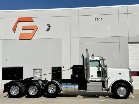 Another view of 2014 PETERBILT 388 for sale in Hutchins, TX at Forge Truck Centers - Texas