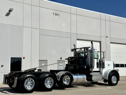 More photos of 2014 PETERBILT 388 at Forge Truck Centers - Texas, TX