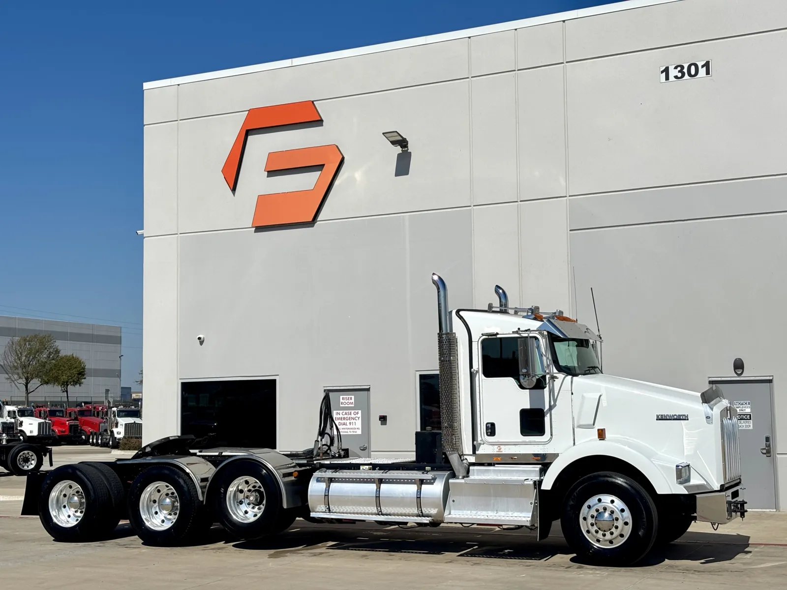 2011 KENWORTH T800