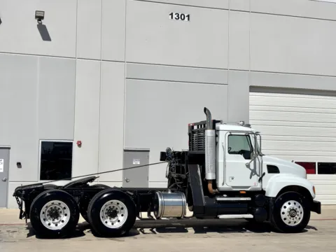 More photos of 2007 MACK CV713 at Forge Truck Centers - Texas, TX