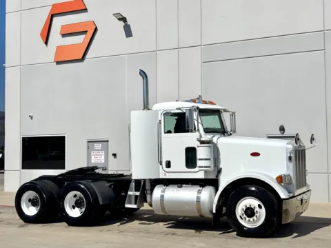 2006 PETERBILT 378 for sale in Hutchins, TX