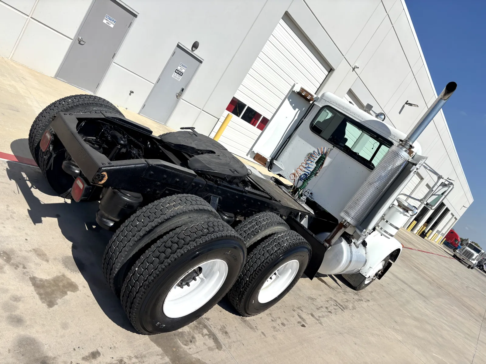 2006 Peterbilt - image 11