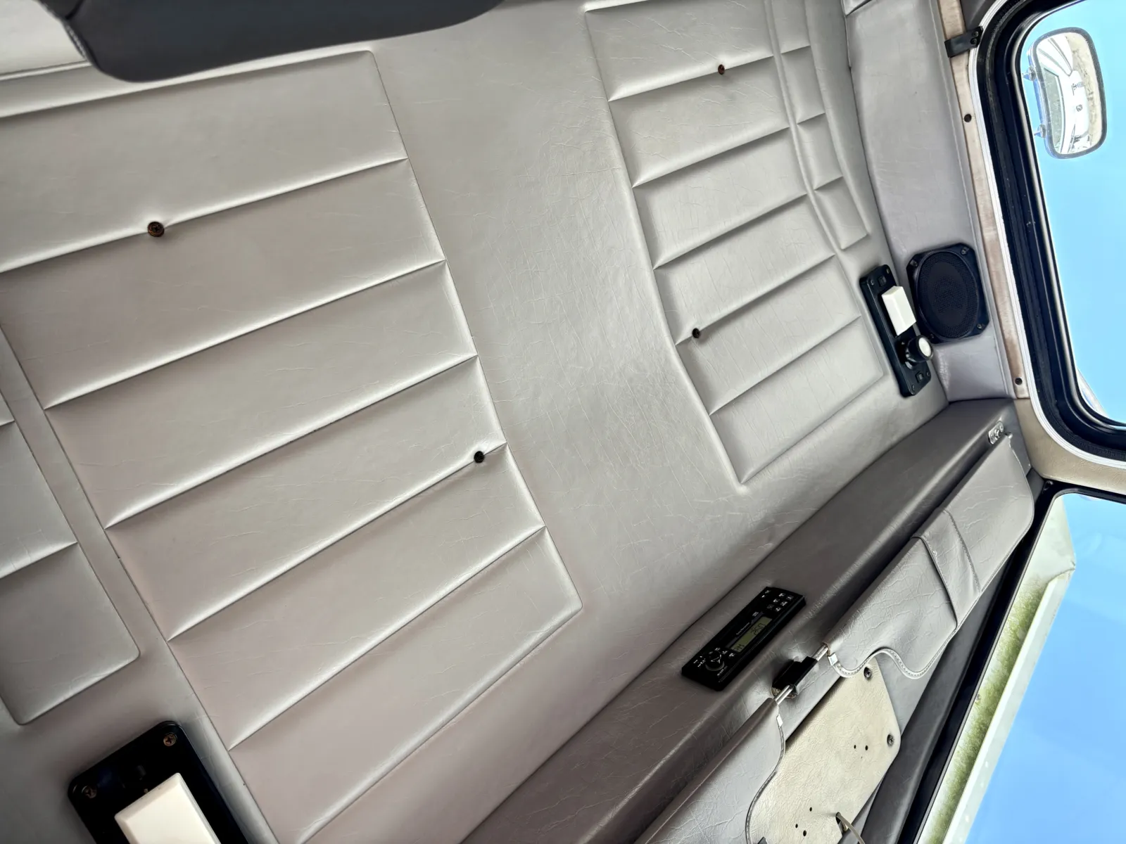 2006 Peterbilt - image 21