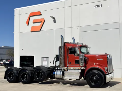 2023 KENWORTH W900 for sale in Hutchins, TX