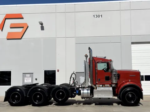 Another view of 2023 KENWORTH W900 for sale in Hutchins, TX at Forge Truck Centers - Texas