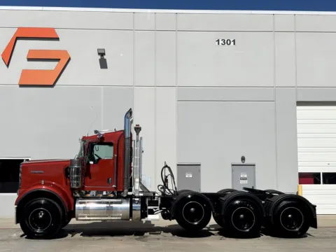 More photos of 2023 KENWORTH W900 at Forge Truck Centers - Texas, TX
