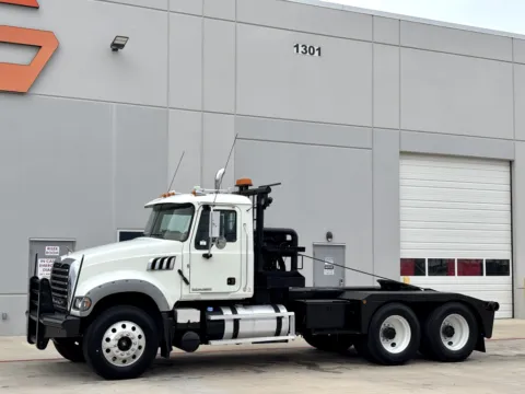 Photos of 2015 MACK GU713 for sale in Hutchins, TX at Forge Truck Centers - Texas