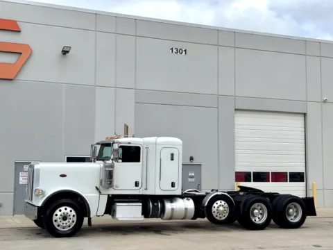 Photos of 2020 PETERBILT 389 for sale in Hutchins, TX at Forge Truck Centers - Texas
