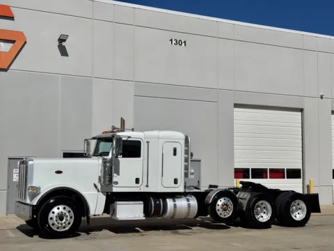 Photos of 2020 PETERBILT 389 for sale in Hutchins, TX at Forge Truck Centers - Texas