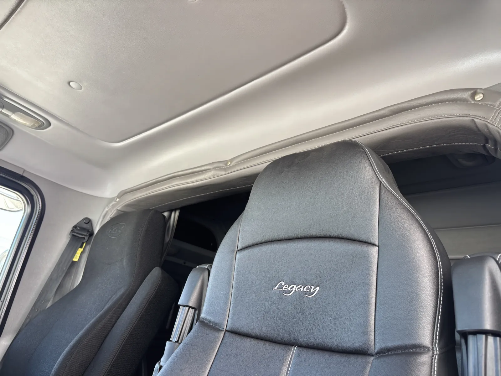 2020 Peterbilt 389 - image 20