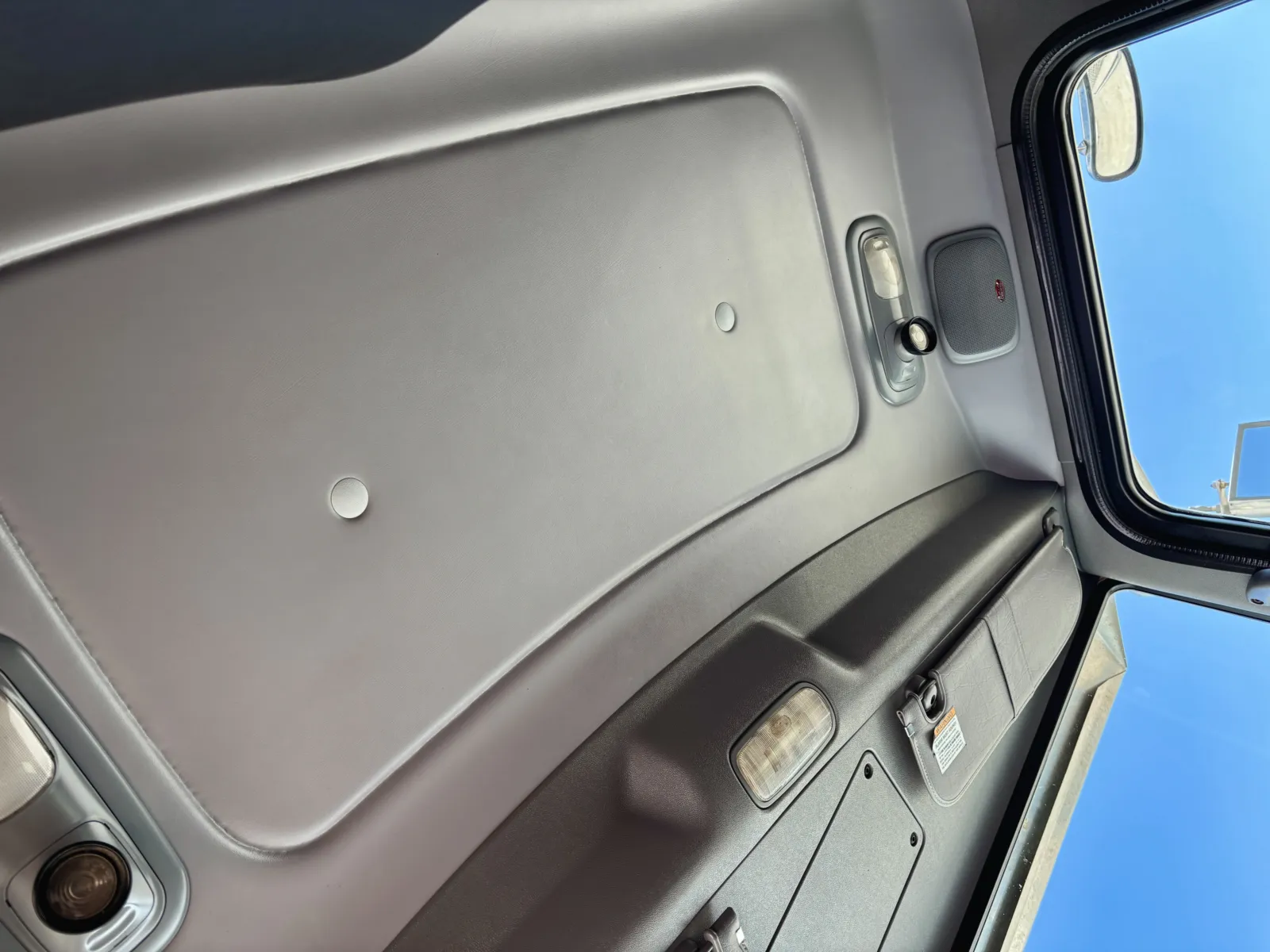 2020 Peterbilt 389 - image 21