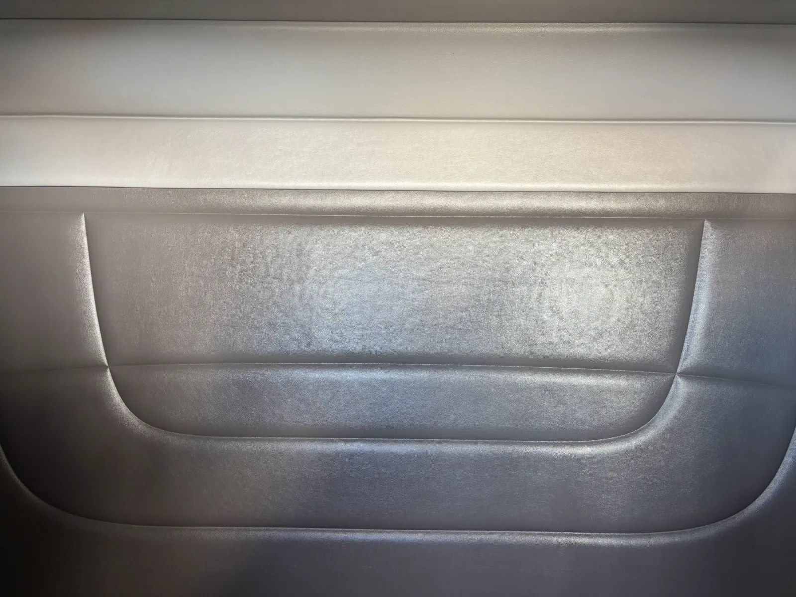 2020 Peterbilt 389 - image 23