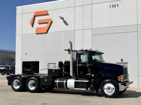 2012 MACK CHU613 for sale in Hutchins, TX