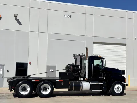More photos of 2012 MACK CHU613 at Forge Truck Centers - Texas, TX