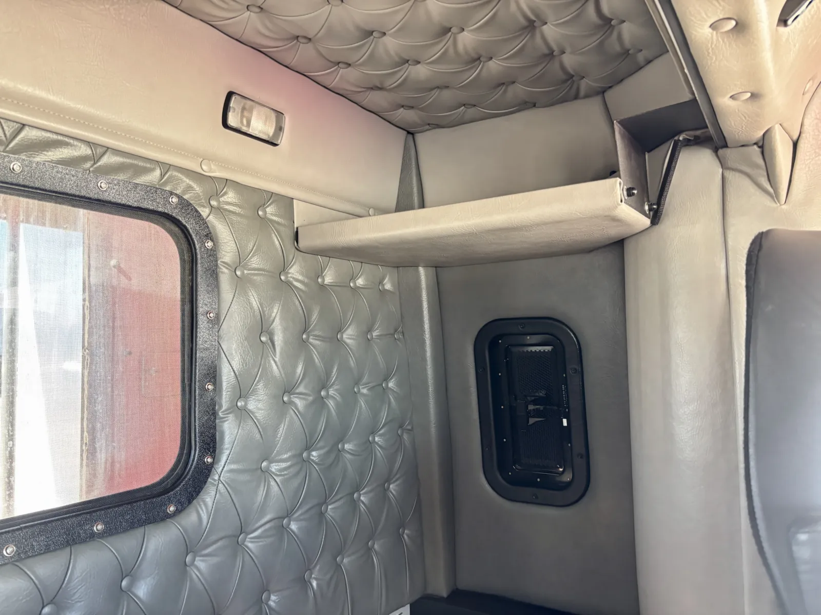 2019 Western Star 4900 - image 24