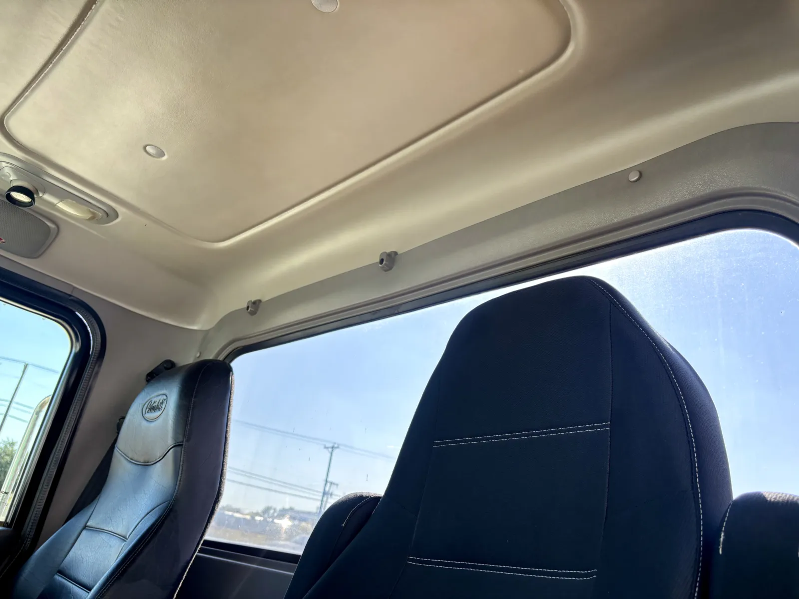 2008 Peterbilt - image 20