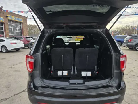 Another view of 2018 Ford Explorer XLT for sale in Gary, IN at OG Auto Finance