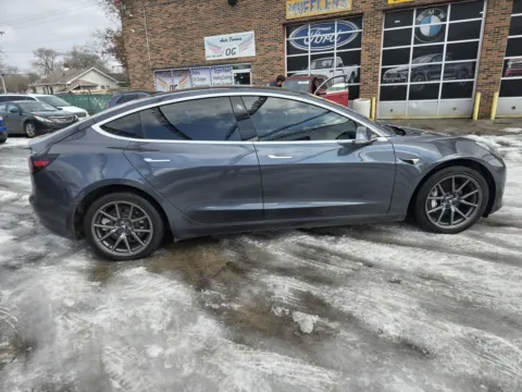 More photos of 2020 Tesla Model 3 at OG Auto Finance, IN