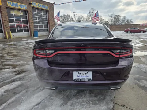 More photos of 2020 Dodge Charger SXT at OG Auto Finance, IN