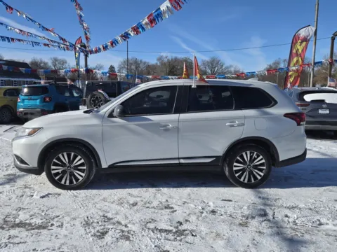 Another view of 2020 Mitsubishi Outlander ES for sale in Gary, IN at OG Auto Finance