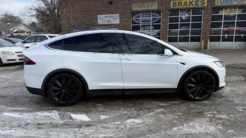 More photos of 2018 Tesla Model X 100D at OG Auto Finance, IN