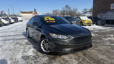 Silver 2020 Ford Fusion SE for sale in Gary, IN
