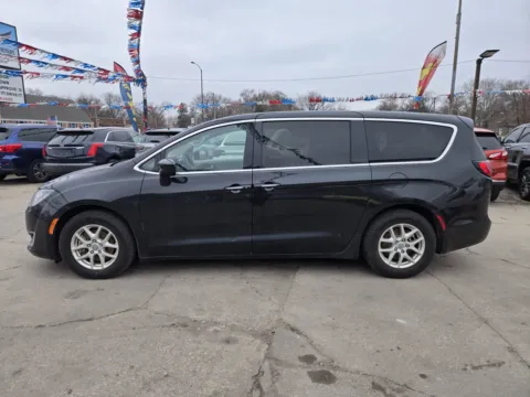 Another view of 2020 Chrysler Pacifica Touring for sale in Gary, IN at OG Auto Finance