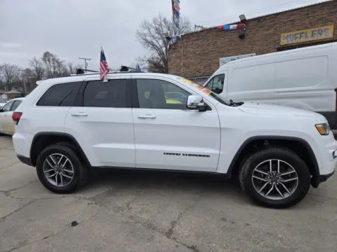 Another view of 2021 Jeep Grand Cherokee for sale in Gary, IN at OG Auto Finance