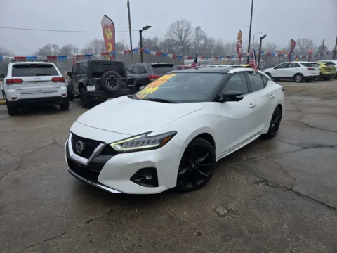 Photos of 2020 Nissan Maxima 3.5 SR for sale in Gary, IN at OG Auto Finance