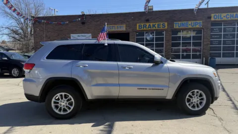 More photos of 2018 Jeep Grand Cherokee at OG Auto Finance, IN