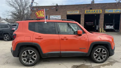 More photos of 2018 Jeep Renegade at OG Auto Finance, IN