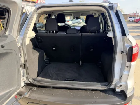 More photos of 2020 Ford EcoSport SE at OG Auto Finance, IN