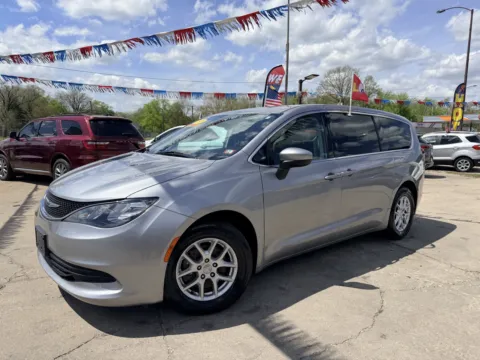 Photos of 2019 Chrysler Pacifica LX for sale in Gary, IN at OG Auto Finance