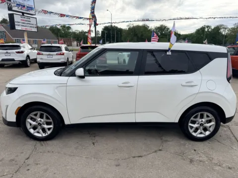 Another view of 2023 Kia Soul for sale in Gary, IN at OG Auto Finance