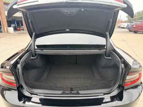 More photos of 2019 Dodge Charger SXT at OG Auto Finance, IN