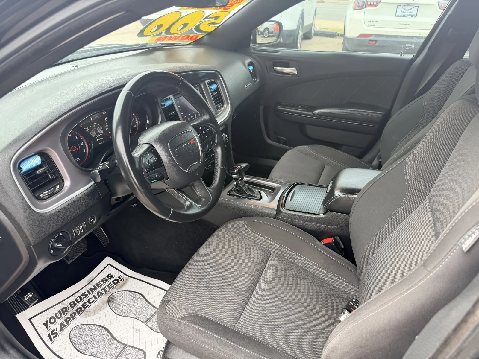 2019 Dodge Charger SXT - Photo 6