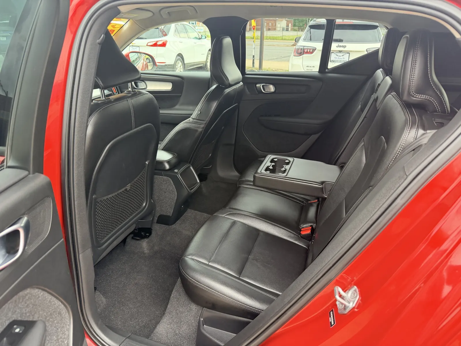 2021 Volvo XC40 Momentum - Photo 7