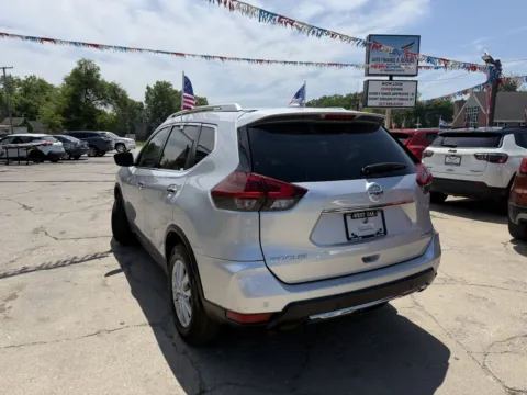 More photos of 2020 Nissan Rogue at OG Auto Finance, IN