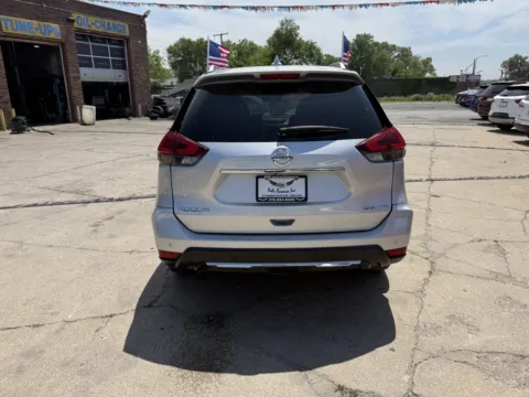 More photos of 2020 Nissan Rogue at OG Auto Finance, IN