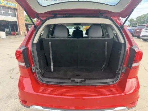 More photos of 2020 Dodge Journey Crossroad at OG Auto Finance, IN