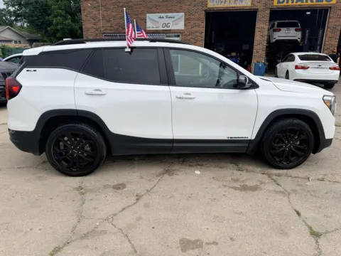 More photos of 2022 GMC Terrain SLE at OG Auto Finance, IN