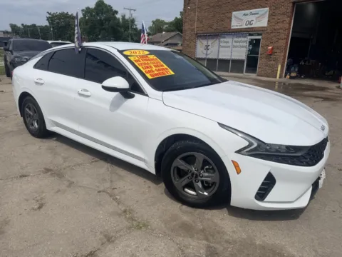 White 2022 Kia K5 LXS for sale in Gary, IN
