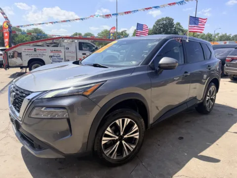 Silver 2022 Nissan Rogue SV for sale in Gary, IN