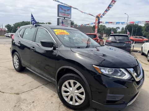 Black 2019 Nissan Rogue S for sale in Gary, IN