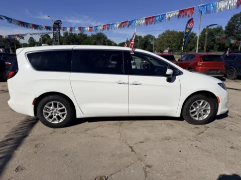 More photos of 2023 Chrysler Voyager LX at OG Auto Finance, IN