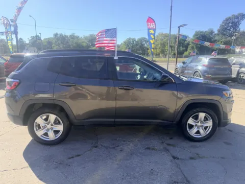 More photos of 2022 Jeep Compass Latitude at OG Auto Finance, IN