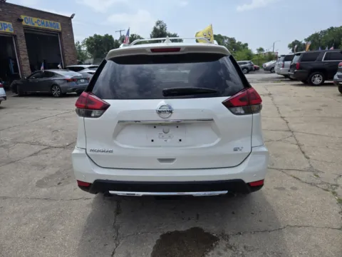 More photos of 2020 NISSAN ROGUE S at OG Auto Finance, IN