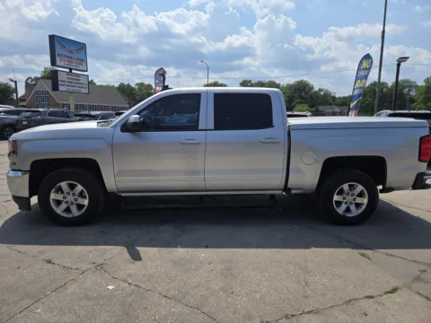 Another view of 2018 Chevrolet Silverado 1500 LT for sale in Gary, IN at OG Auto Finance