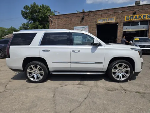 More photos of 2016 Cadillac Escalade Luxury Collection at OG Auto Finance, IN