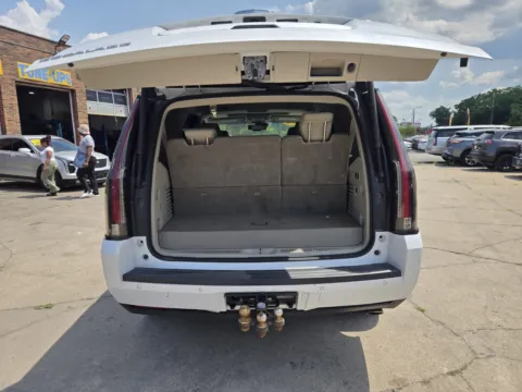 More photos of 2016 Cadillac Escalade Luxury Collection at OG Auto Finance, IN